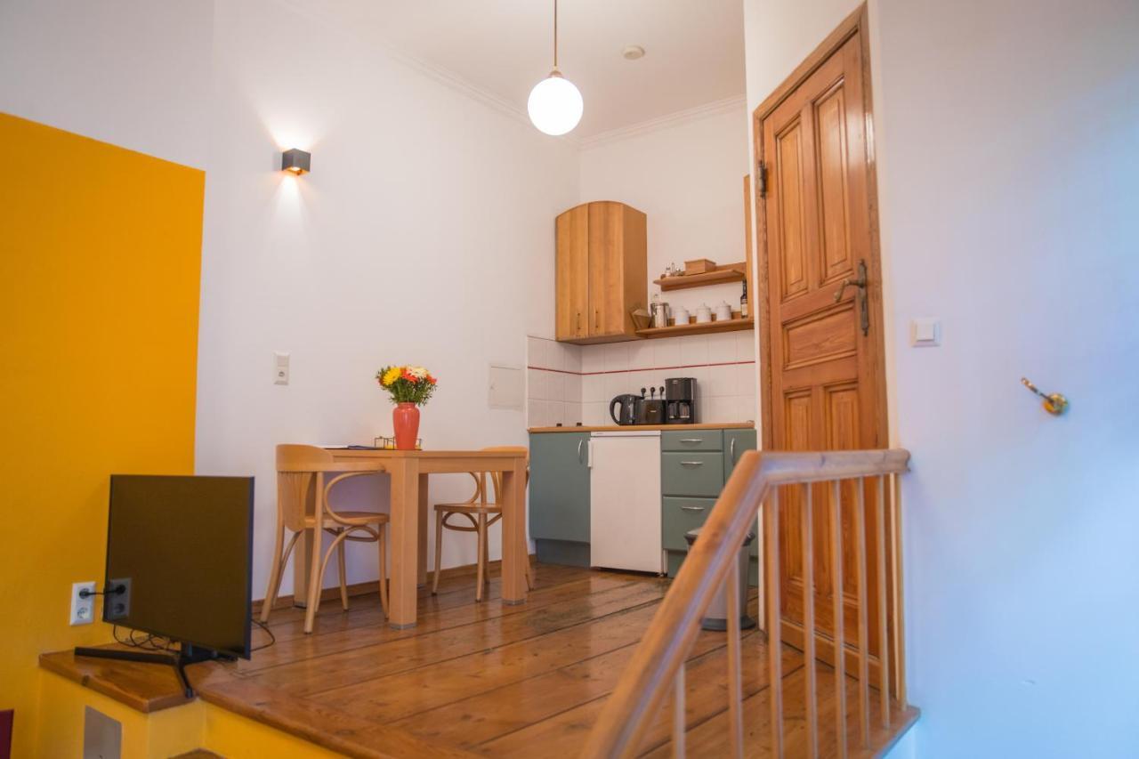 Eigenart Appartement Berlino Esterno foto